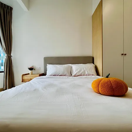 Netflix-Seaview-Sunsetview-Puteribeach-Mutiara Beach Resort Melaka Tanjung Kling Exterior photo